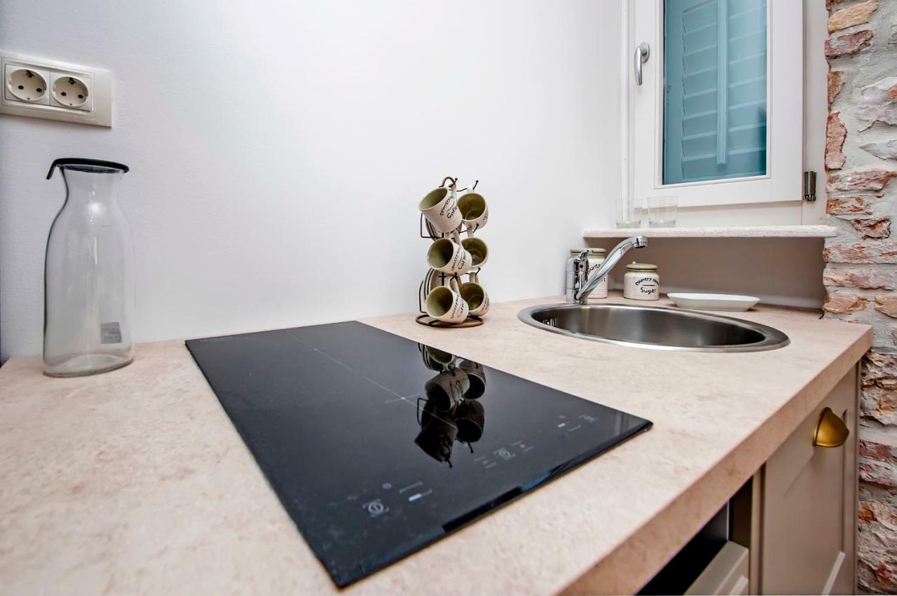 Apartments Casa Roccia Bianca Rovinj Ngoại thất bức ảnh