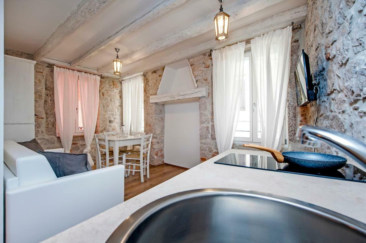 Apartments Casa Roccia Bianca Rovinj Ngoại thất bức ảnh