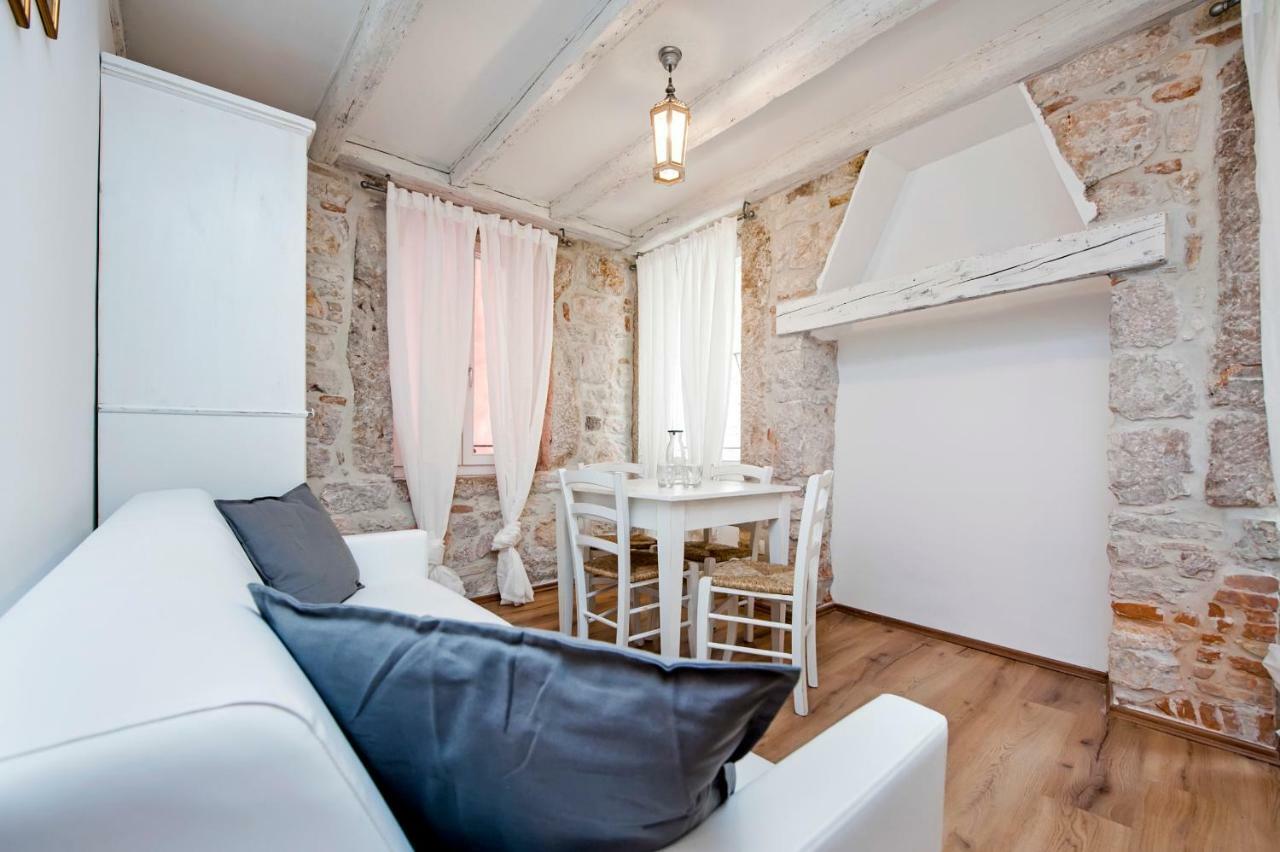 Apartments Casa Roccia Bianca Rovinj Ngoại thất bức ảnh